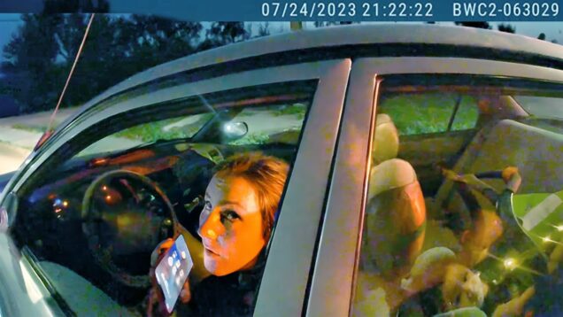 Mom-Runs-From-Police-with-Her-Baby-in-The-Car