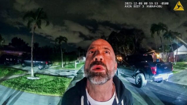 Officers-Couldnt-Keep-A-Straight-Face-During-Arrest